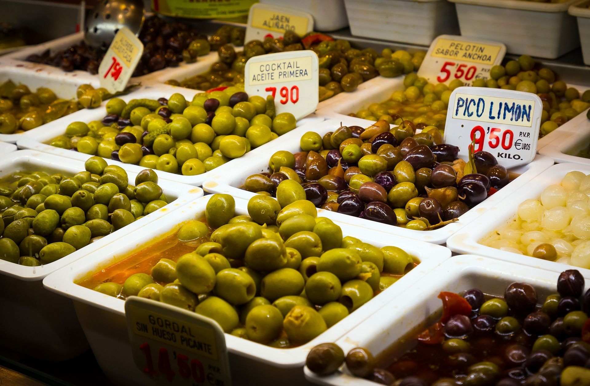olives-2751024_1920